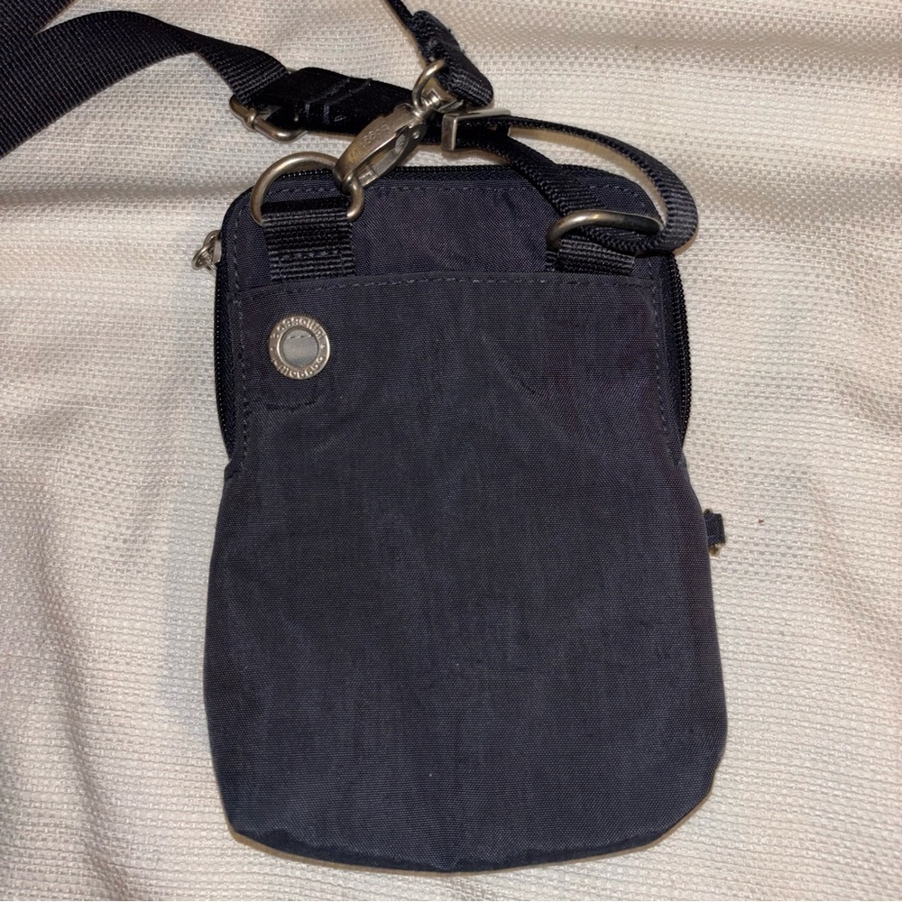 ❤️ Baggallini Women's Securtex Anti-theft Activity Crossbody Bag - Picture 5 of 13